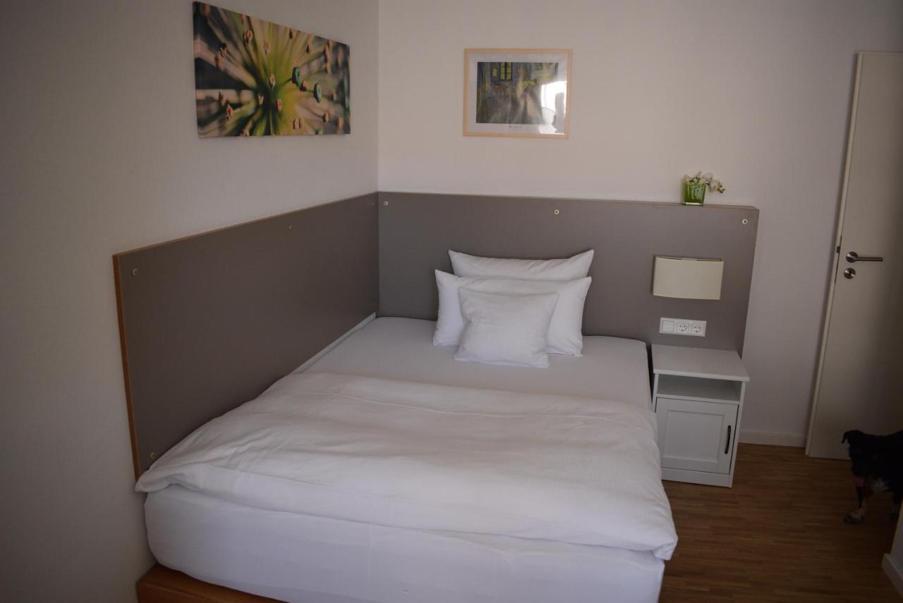 Apartmenthaus Marktstrasse เนคอาร์ซุล์ม ภายนอก รูปภาพ